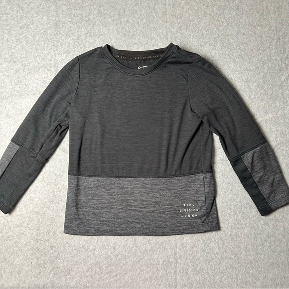 Athletic Works Other - Kids Athletic Works Charcoal Long Sleeve Tee